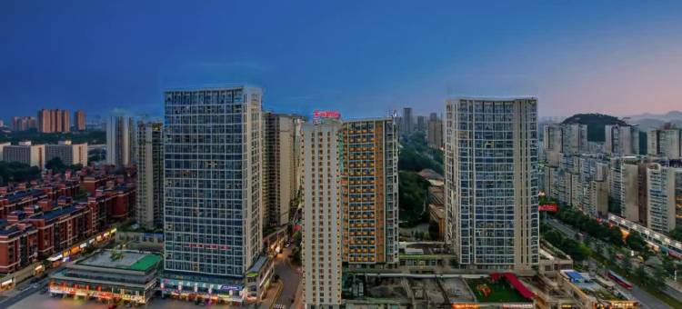 GY·Sophie丨索菲·高空观景酒店(贵阳奥体中心兴筑路地铁站店)图片