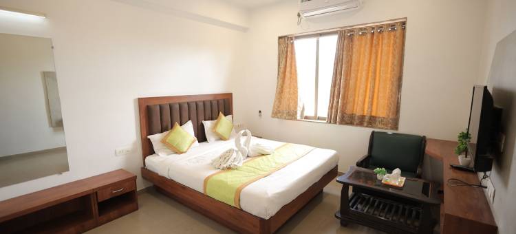 兰戈利达兰普尔酒店(Hotel Rangoli Dharampur)图片
