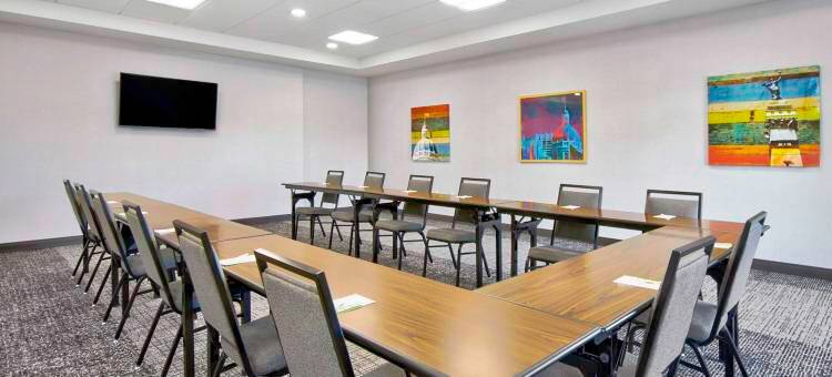 希尔顿惠特斯敦印第安纳波利斯西北区Home2 Suites酒店(Home2 Suites by Hilton Whitestown Indianapolis NW)图片
