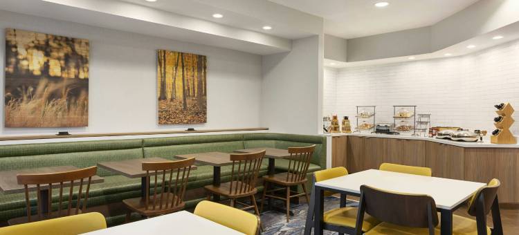 特雷西万枫旅馆(Fairfield Inn Tracy)图片