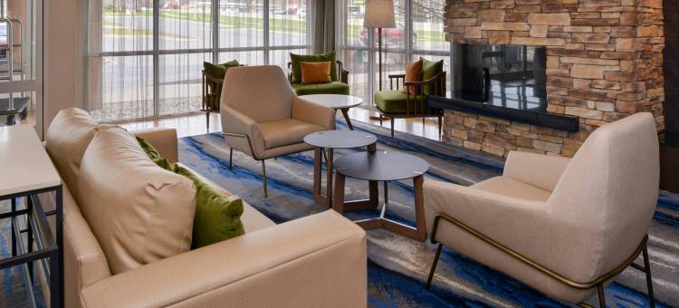 锡达拉皮兹万枫酒店及套房(Fairfield Inn & Suites Cedar Rapids)图片