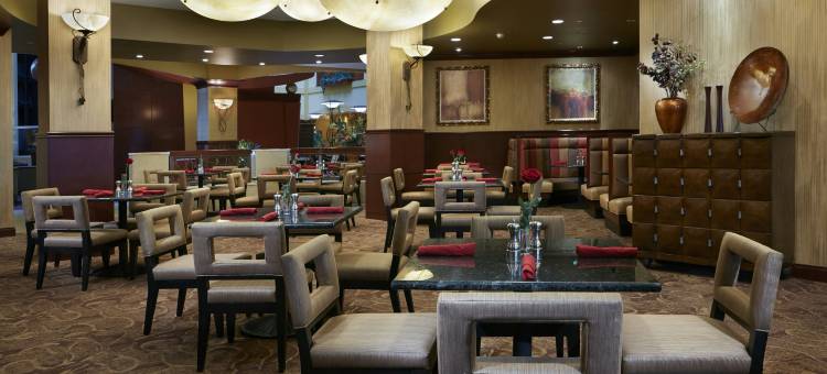 希尔顿安泊欢朋酒店及会议中心(Embassy Suites by Hilton Hampton Convention Center)图片