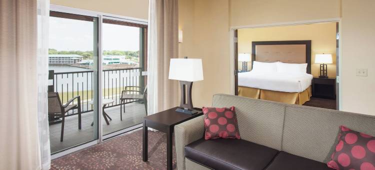 智选假日套房酒店-桑达斯基(Holiday Inn Express & Suites SANDUSKY by IHG)图片