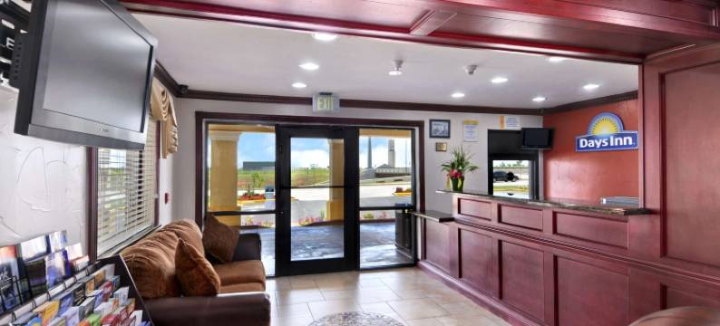 俄克拉何马城莫尔戴斯酒店(Days Inn by Wyndham Oklahoma City/Moore)图片