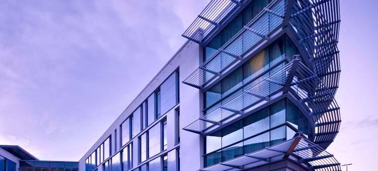 希尔顿纽卡尔斯国际机场逸林酒店(DoubleTree by Hilton Newcastle International Airport)图片