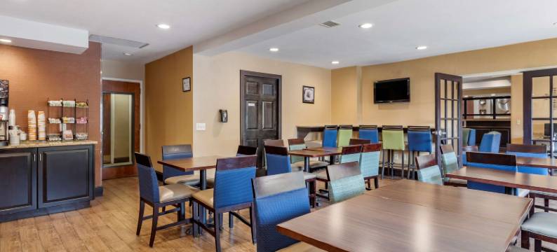 比尔特莫尔西舒适酒店(Comfort Inn Biltmore West)图片