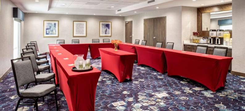 印地欧欢朋套房酒店(Hampton Inn & Suites Indio)图片