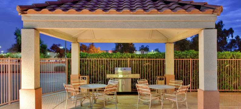 西雅图/伦顿索尼斯塔简单套房酒店(Sonesta Simply Suites Seattle Renton)图片