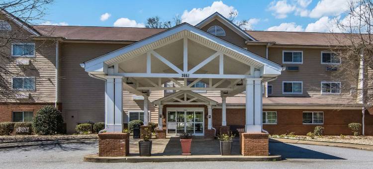 MainStay套房哥伦布市堡摩尔边上(MainStay Suites Columbus Next to Fort Moore)图片