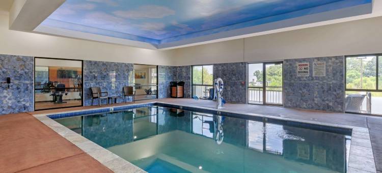 韦斯特门罗舒适套房伊克汉密尔顿博览中心附近(Comfort Suites West Monroe Near Ike Hamilton Expo Center)图片