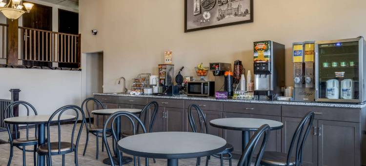 克林顿温德姆速8酒店(Super 8 by Wyndham Clinton)图片