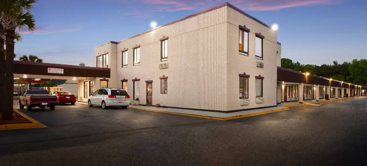 狄龙红顶酒店(Red Roof Inn Dillon, SC)图片