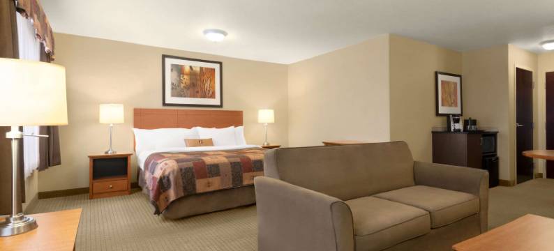 德雷顿谷华美达酒店(Ramada by Wyndham Drayton Valley)图片