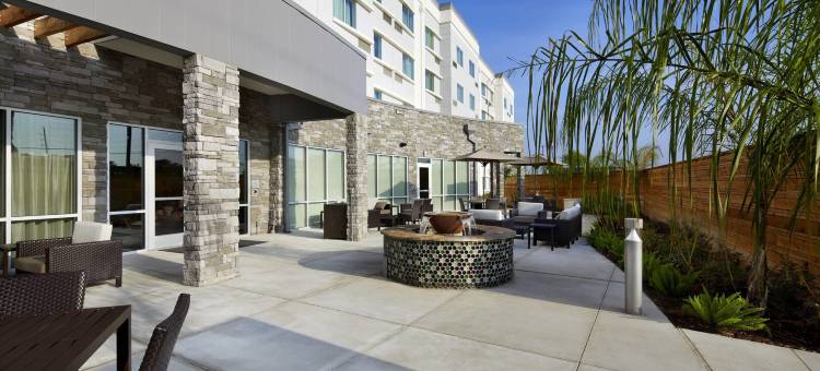 休斯顿洲际机场万怡酒店(Courtyard Houston InterContinental Airport)图片