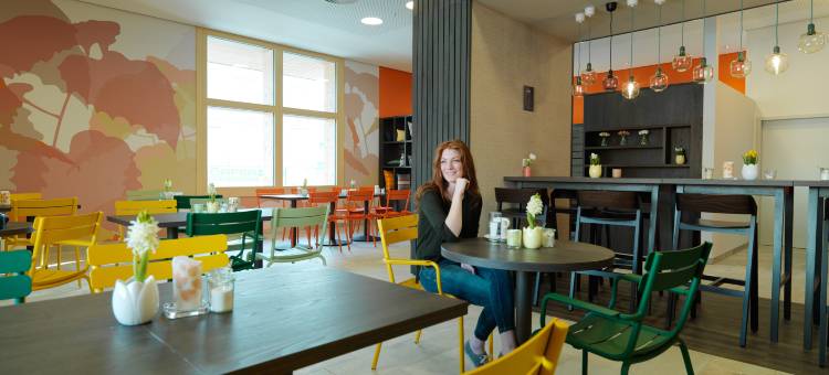 希韦斯特酒店(Hwest Hotel)图片