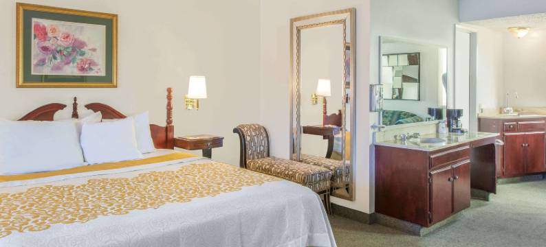 卡马里奥文图拉戴斯酒店(Days Inn by Wyndham Camarillo - Ventura)图片