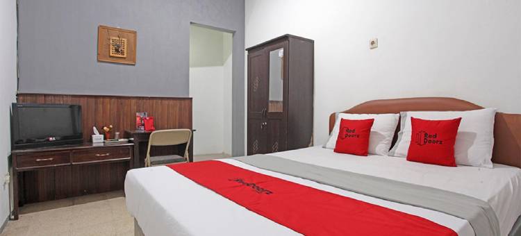 红多兹酒店-索卡诺哈他2(RedDoorz @ Soekarno Hatta 2)图片