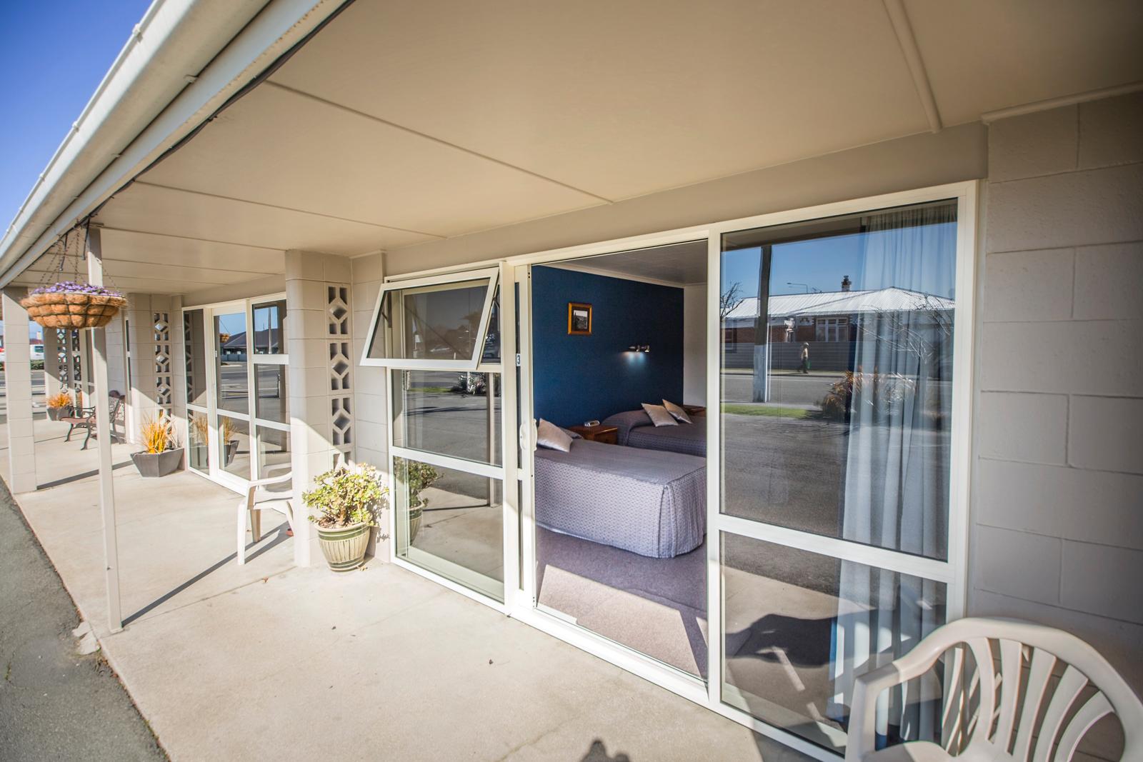 AAA Thames Court MotelOver view