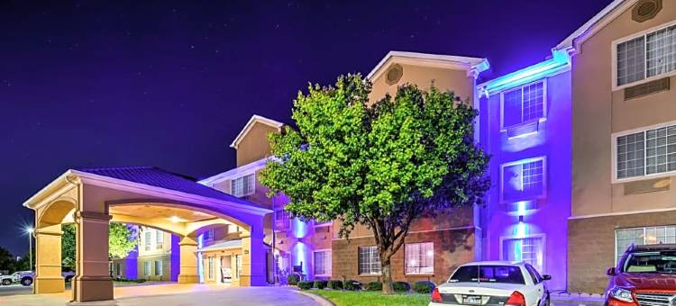 卡廷马贝斯特韦斯特优质套房酒店(Best Western Plus Cutting Horse Inn  Suites)图片