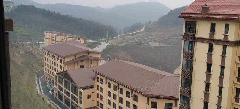 21绿葱坡滑雪场民宿(东大路分店)图片