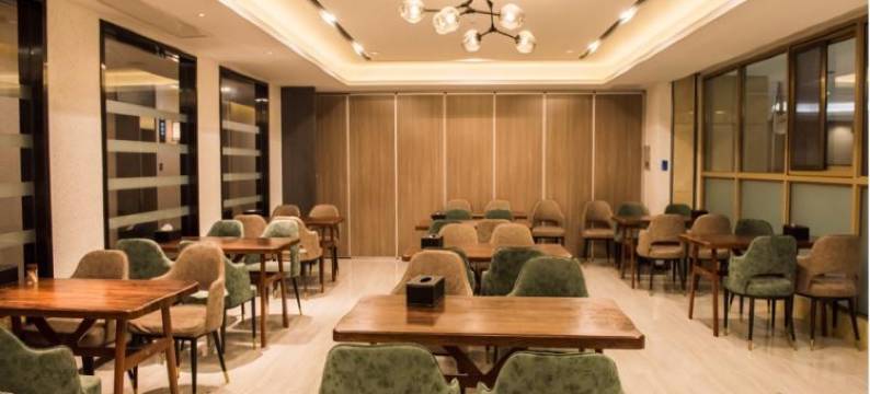 利港东方酒店(合肥滨湖会展中心紫庐地铁口店)图片