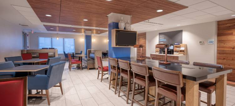 Holiday Inn Express 雷德克里夫 - 诺克斯堡 by IHG(Holiday Inn Express Radcliff - Fort Knox by IHG)图片