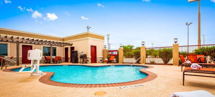 狄利贝斯特韦斯特优质套房酒店(Best Western Plus Dilley Inn  Suites)图片