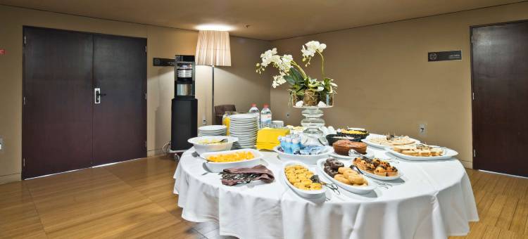 圣若昂达马德拉郁锦香酒店(Golden Tulip Sao Joao Da Madeira Hotel)图片