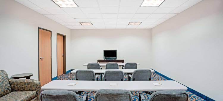 佩奇/鲍威尔湖戴斯套房酒店(Days Inn & Suites by Wyndham Page Lake Powell)图片