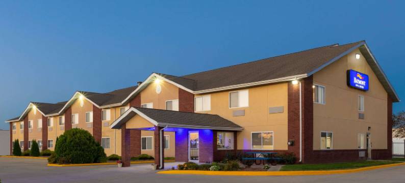 道奇堡呗盟套房酒店(Baymont by Wyndham Fort Dodge)图片