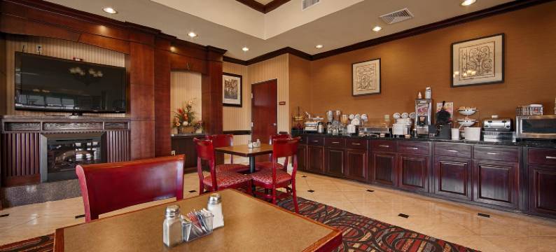 奥兰治贝斯特韦斯特套房酒店(Best Western Orange Inn  Suites)图片