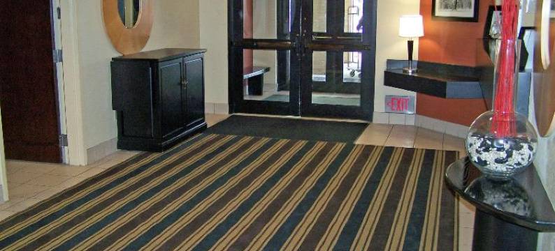 明尼阿波利斯布卢明顿郊区公寓(Suburban Studios Minneapolis Bloomington)图片