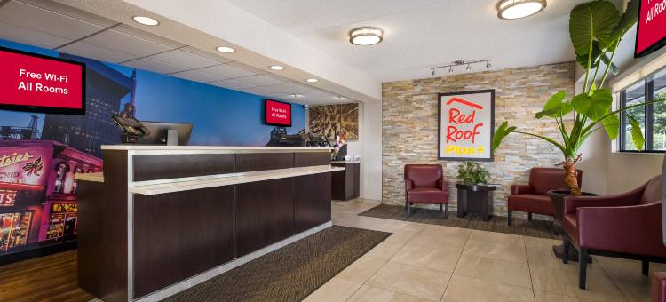 纳什维尔机场红顶PLUS酒店(Red Roof Plus+ Nashville Airport)图片