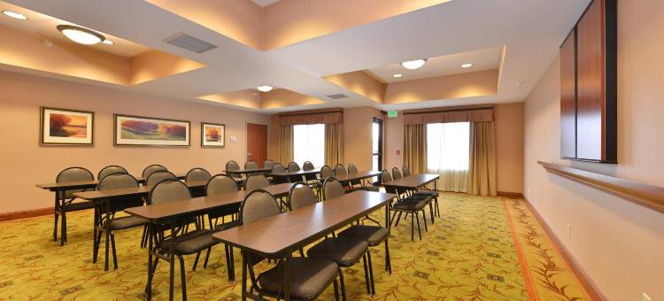 Holiday Inn Express 罗林斯(Holiday Inn Express RAWLINS by IHG)图片