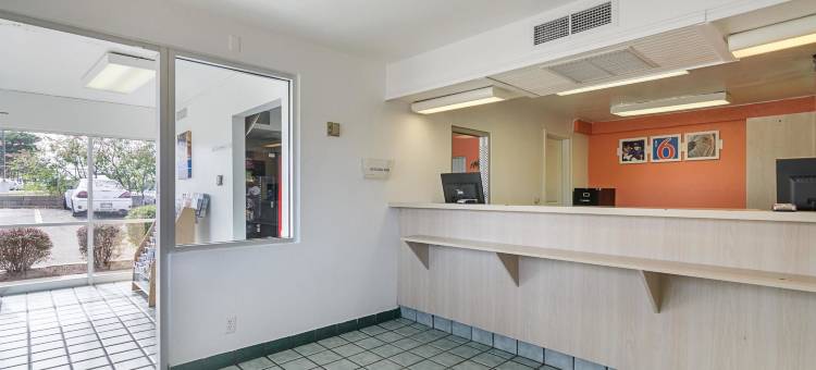 西北托皮卡6号汽车旅馆(Home 6 Motel)图片