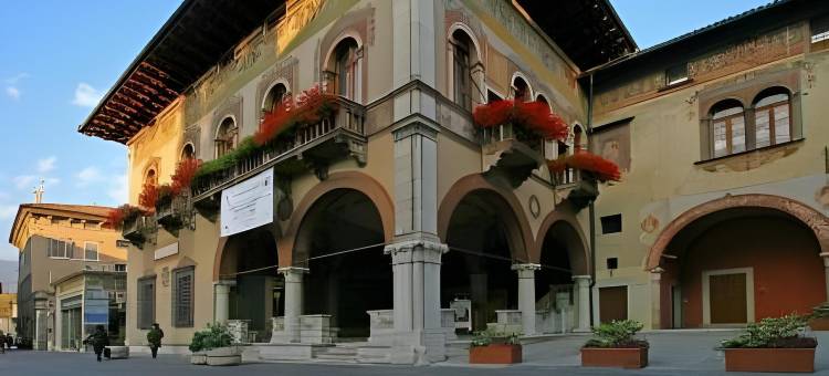 罗韦雷托酒店(Hotel Rovereto)图片