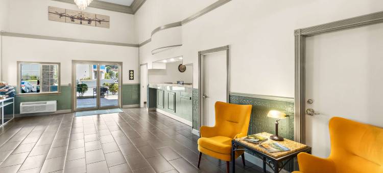 宾馆套房酒店-凯尔索/朗维尤(GuestHouse Kelso Longview)图片