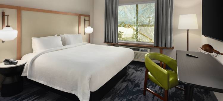 阿纳海姆洛斯阿拉米托斯万枫套房酒店(Fairfield Inn & Suites Anaheim Los Alamitos)图片