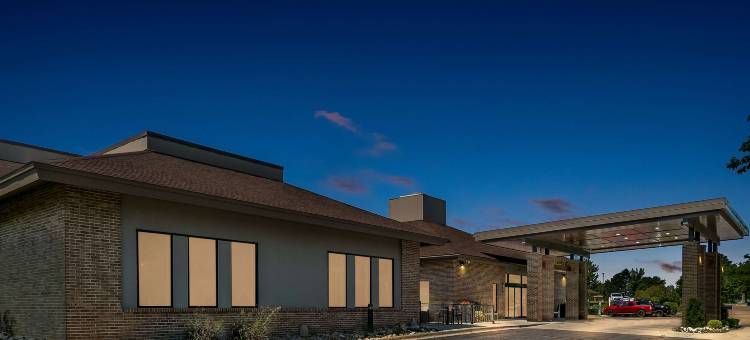 东兰辛-奥克莫斯贝斯特韦斯特套房酒店(Best Western Okemos/East Lansing Hotel  Suites)图片