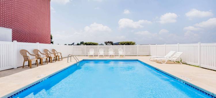 恩斯维尔速8酒店(Super 8 by Wyndham Rainsville)图片