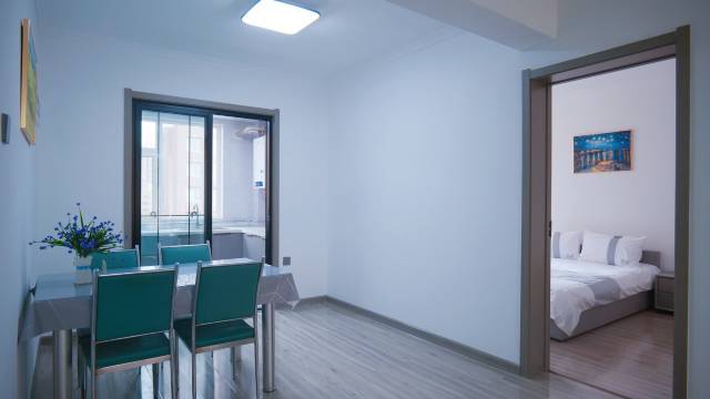 夏荷园1028公寓(星岭路分店)