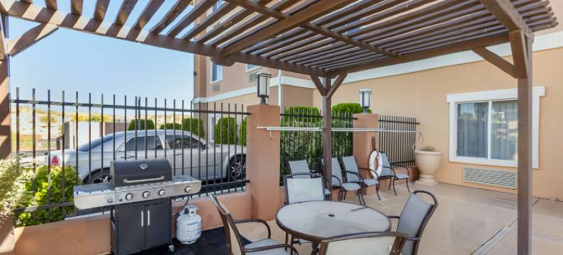 诺加利斯贝斯特韦斯特套房酒店(Best Western Sonora Inn  Suites)图片