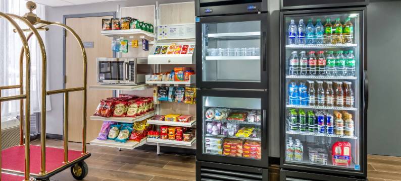 罗阿诺克机场希尔顿 Spark 酒店(Spark by Hilton Roanoke Airport)图片