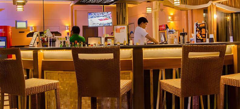 卡玛彦海滩酒店(Camayan Beach Resort)图片