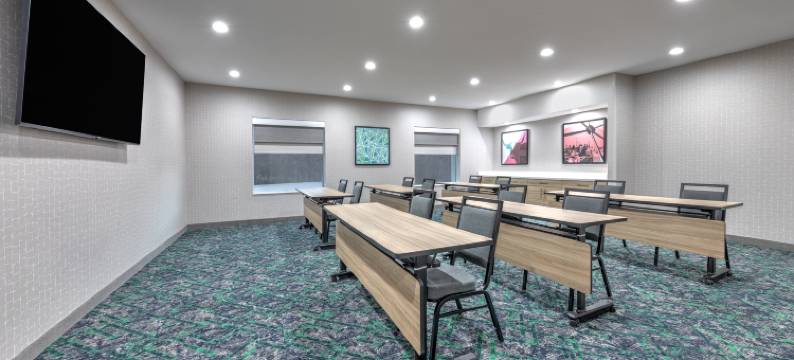 达拉斯 I-30 科克雷尔山希尔顿欣庭套房酒店(Home2 Suites by Hilton Dallas I-30 Cockrell Hill)图片