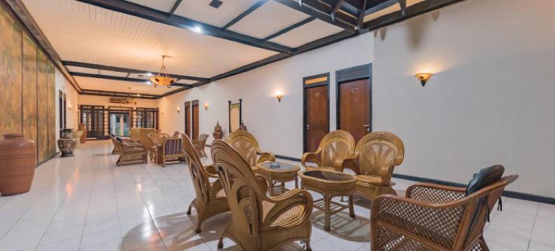 Urbanview Hotel Crown Tasikmalaya by RedDoorz图片