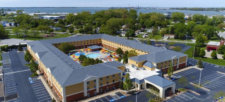 雪松点快捷酒店(Cedar Point's Express Hotel)图片