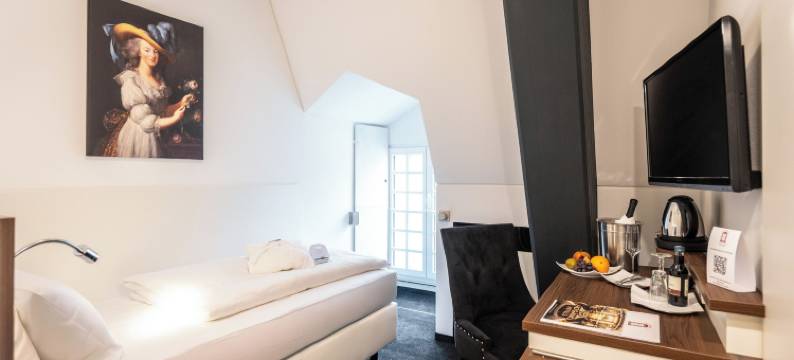 威尔堡施罗斯酒店(Schlosshotel Weilburg)图片