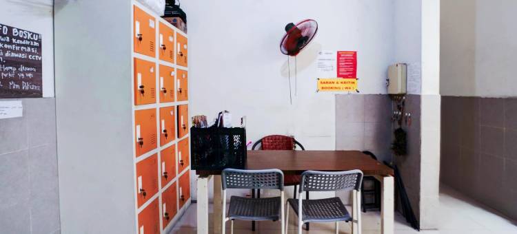 O酒店西瓦兰克托-近明日之城购物中心-原巴东帕西尔C-12公寓(Hotel O Siwalankerto Near City of Tommorow Mall Formerly Padang Pasir C-12 Residence)图片