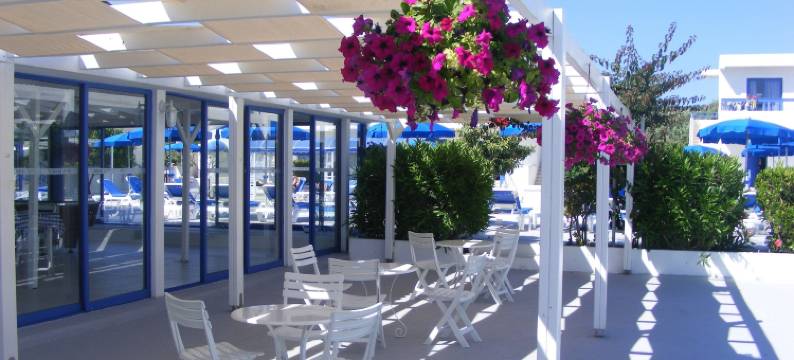 弗罗卡斯公寓酒店(Flokkas Hotel Apartments)图片